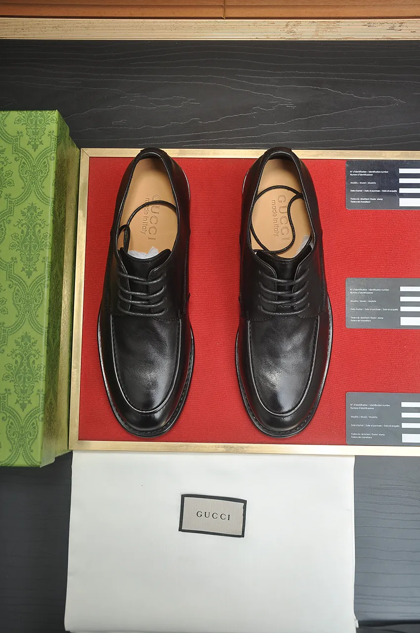 Men's shoes 💰580💶 Brand: GUCCI (Gucci) Standard code: Men's code 38/44 (45 can be customized) Grade: Same as the official website Original quality Material: Original cowhide Water-dyed cowhide lining Original rubber outsole Style category: Men's fashionable casual leather shoes Distinguished big-name luxury elements Top luxury Color: Actual picture